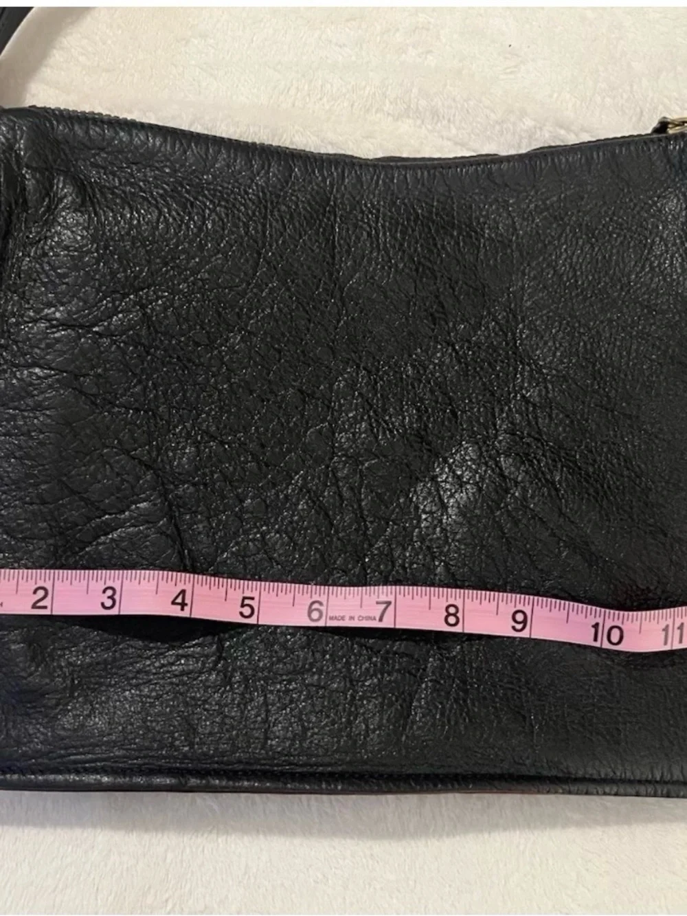 💚 Bally Switzerland Leather Black Shoulder Bag With Inside Pouch💚